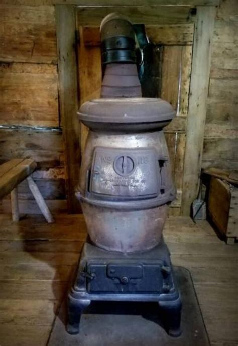 OH; the stories, memories and happy times that will be made around the Pot Belly in the Boho Home. . Pot belly stove identification